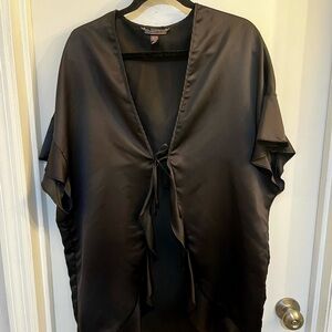 Victoria's Secret Black Satin Tie-Front Kimono Robe OS